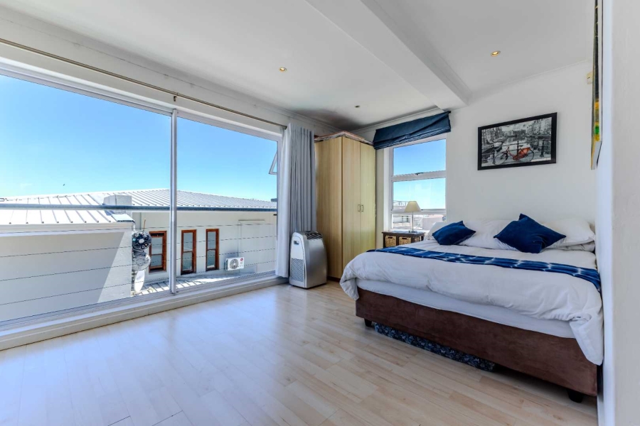 To Let 4 Bedroom Property for Rent in Fresnaye Western Cape